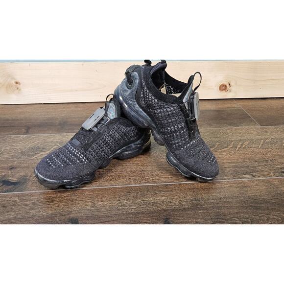 Nike Air‎ Vapormax Sz 6.5 2020 Flyknit FK TRIPLE BLACK DARK GREY - Picture 16 of 16
